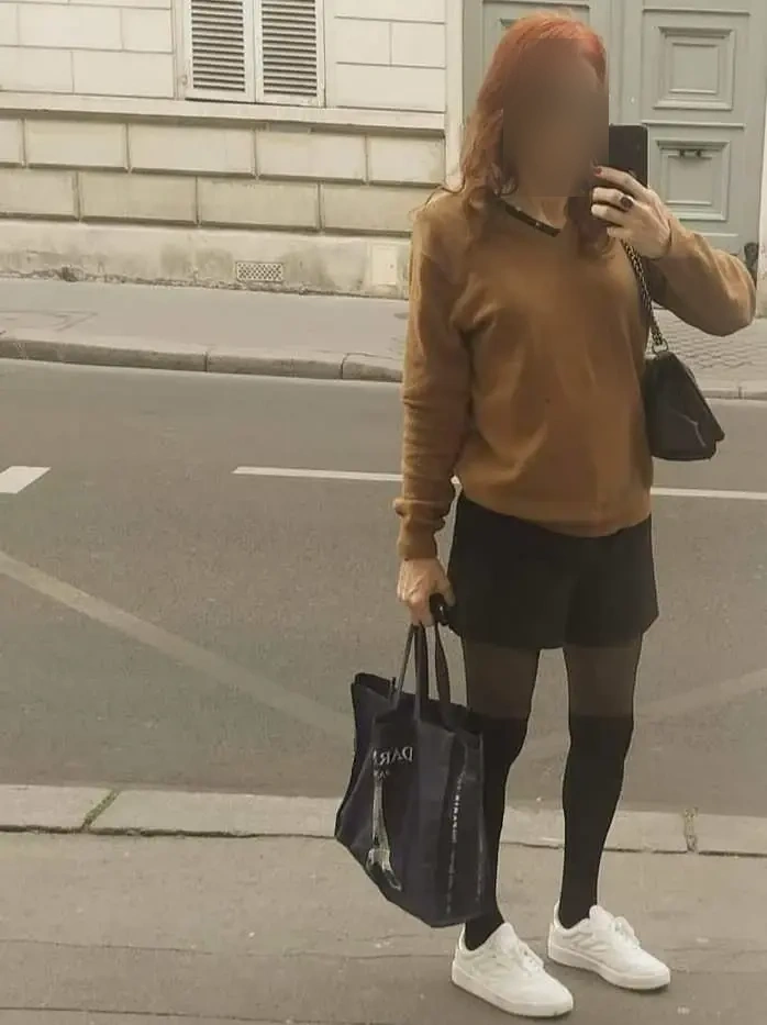 Curieuse d'expériences coquines